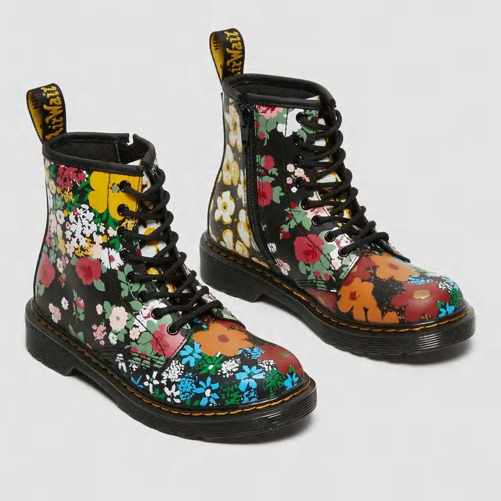 Like NEW Floral Dr. Martens